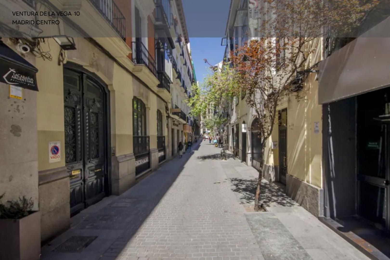 Petite E Chic Loft Para 3 En El Corazon De Madrid Buitenkant foto